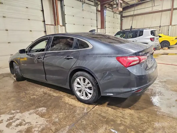 1G1ZD5ST8KF197203 2019 CHEVROLET MALIBU - Image 2