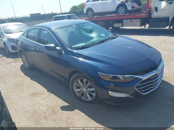 1G1ZD5ST8KF200360 2019 CHEVROLET MALIBU - Image 1