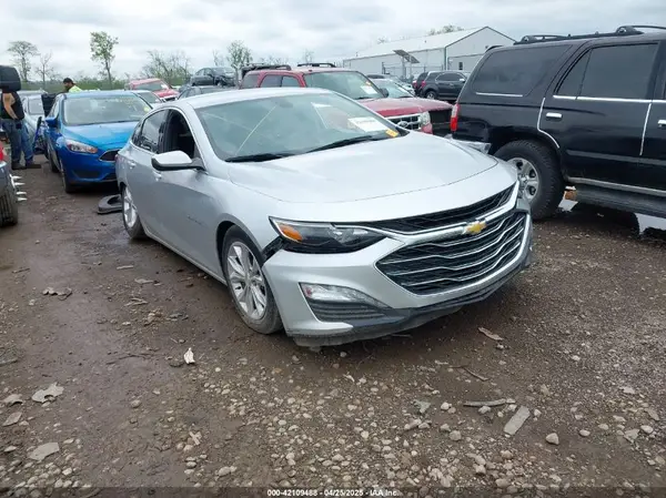 1G1ZD5ST8KF204974 2019 CHEVROLET MALIBU - Image 1