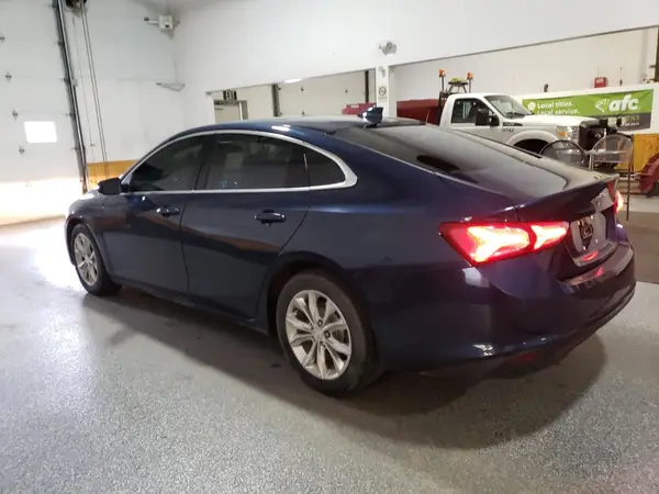 1G1ZD5ST8KF218440 2019 CHEVROLET MALIBU - Image 2