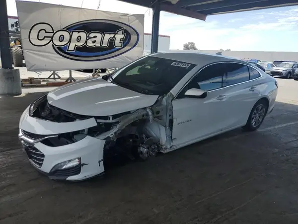 1G1ZD5ST8LF114368 2020 CHEVROLET MALIBU - Image 1