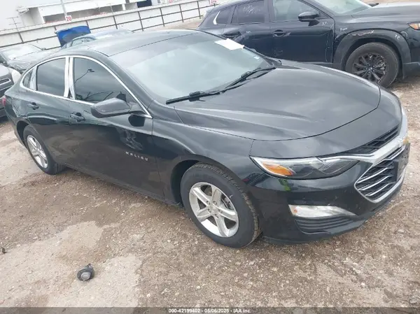 1G1ZD5ST8MF004762 2021 CHEVROLET MALIBU - Image 1