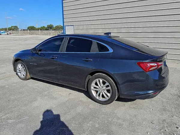 1G1ZD5ST8MF025580 2021 CHEVROLET MALIBU - Image 2
