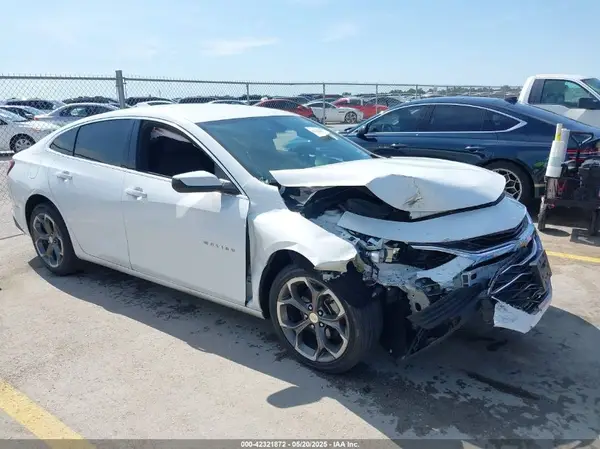 1G1ZD5ST8MF067375 2021 CHEVROLET MALIBU - Image 1