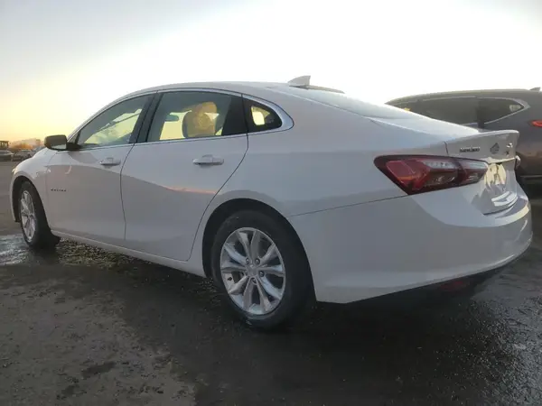 1G1ZD5ST8NF141234 2022 CHEVROLET MALIBU - Image 2