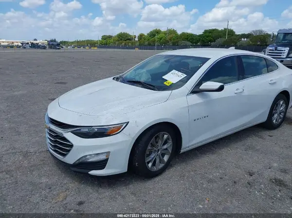 1G1ZD5ST8NF169812 2022 CHEVROLET MALIBU - Image 2