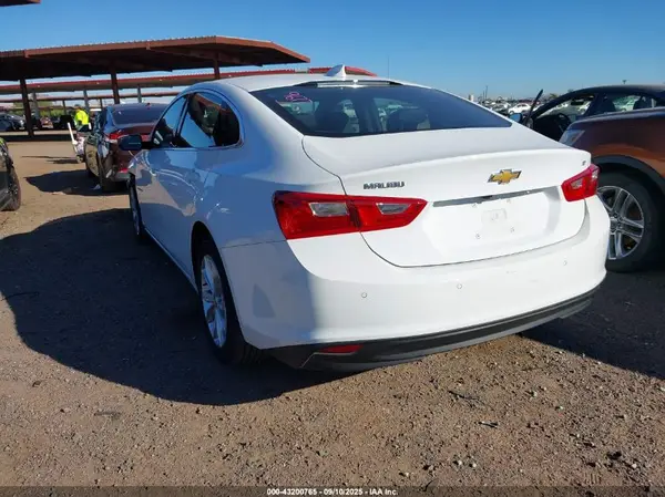 2025 CHEVROLET MALIBU IAAI lot 43200765 auction photo 3