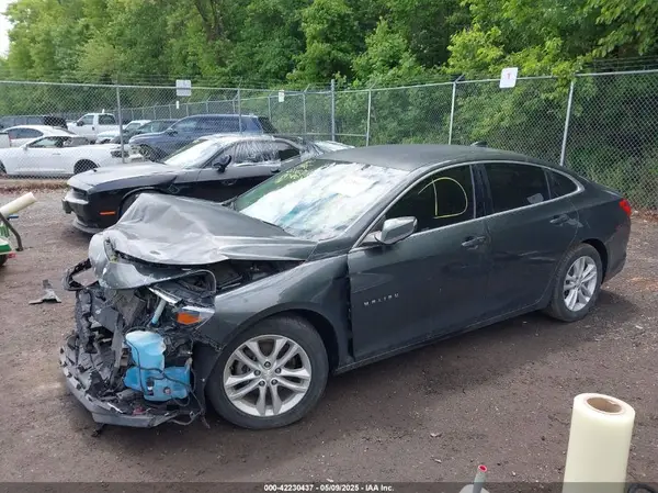 1G1ZD5ST9JF108480 2018 CHEVROLET MALIBU - Image 2