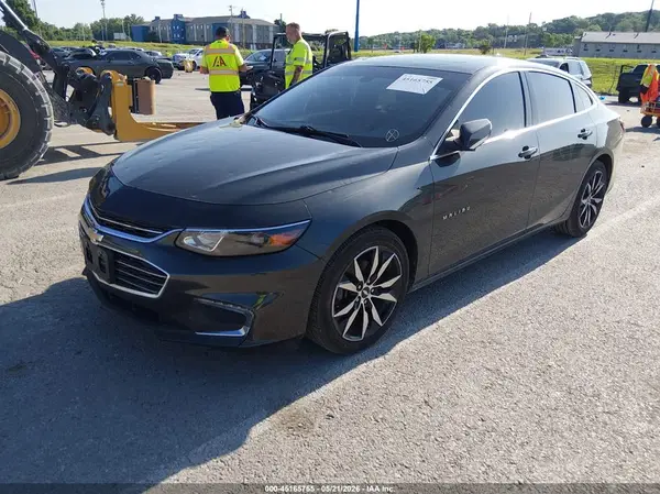 1G1ZD5ST9JF111444 2018 CHEVROLET MALIBU - Image 2
