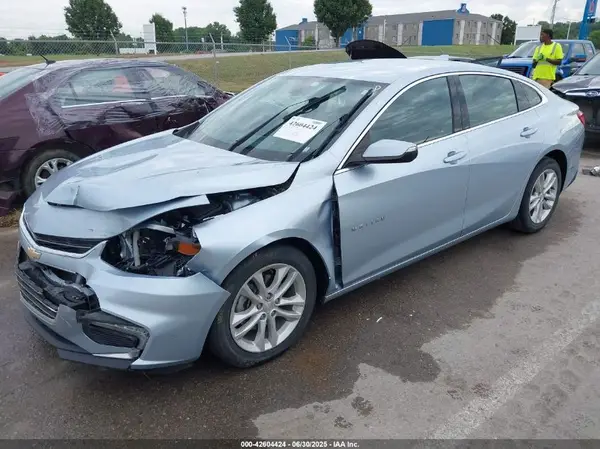 1G1ZD5ST9JF112495 2018 CHEVROLET MALIBU - Image 2
