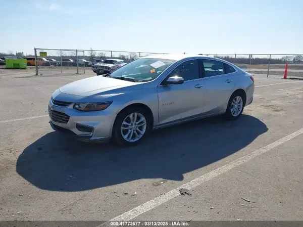 1G1ZD5ST9JF114120 2018 CHEVROLET MALIBU - Image 2