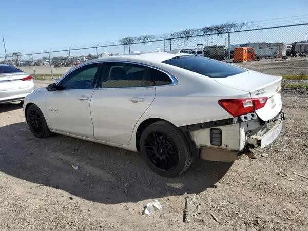 1G1ZD5ST9JF114327 2018 CHEVROLET MALIBU - Image 2