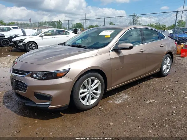 1G1ZD5ST9JF117311 2018 CHEVROLET MALIBU - Image 2