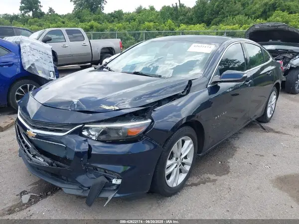1G1ZD5ST9JF122329 2018 CHEVROLET MALIBU - Image 2