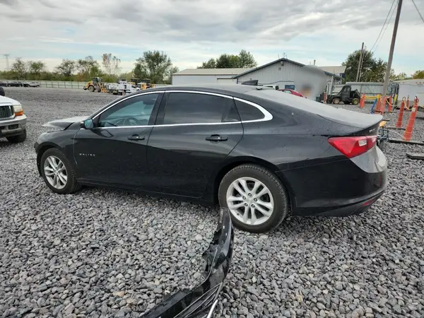 1G1ZD5ST9JF122430 2018 CHEVROLET MALIBU - Image 2