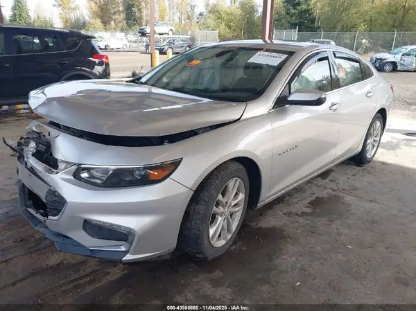 1G1ZD5ST9JF122797 2018 CHEVROLET MALIBU - Image 2