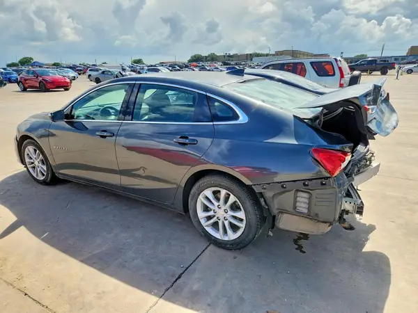 1G1ZD5ST9JF123612 2018 CHEVROLET MALIBU - Image 2