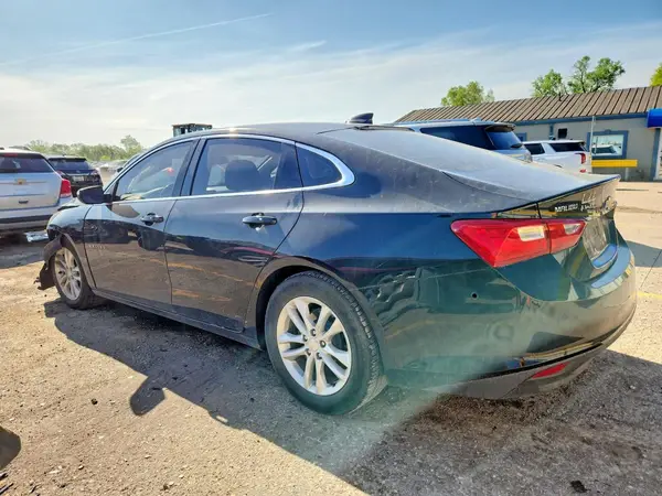 1G1ZD5ST9JF125070 2018 CHEVROLET MALIBU - Image 2