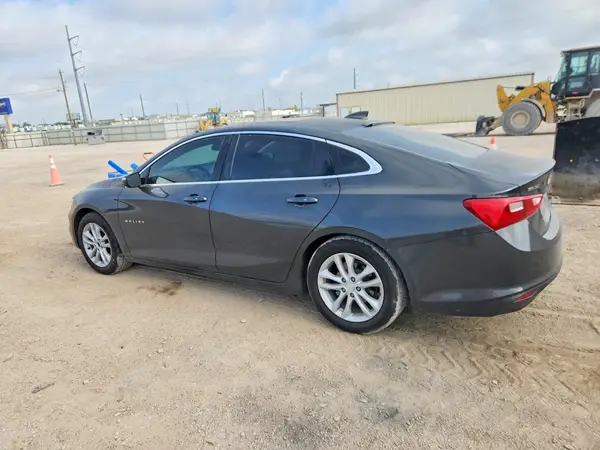 1G1ZD5ST9JF125599 2018 CHEVROLET MALIBU - Image 2