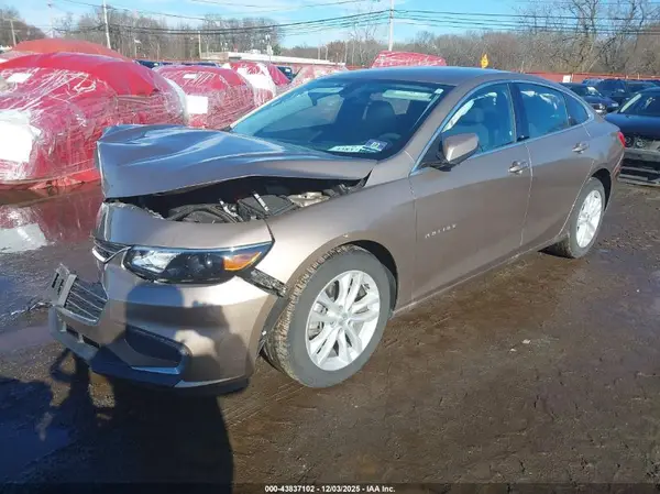 1G1ZD5ST9JF126591 2018 CHEVROLET MALIBU - Image 2