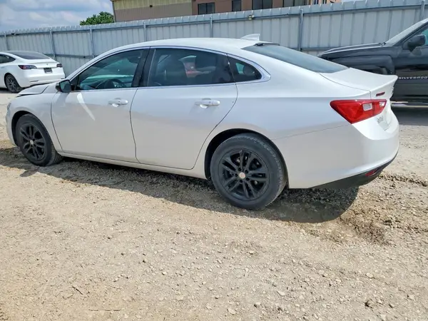 1G1ZD5ST9JF126624 2018 CHEVROLET MALIBU - Image 2