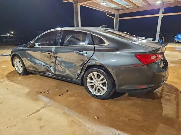 1G1ZD5ST9JF126915 2018 CHEVROLET MALIBU - Image 2