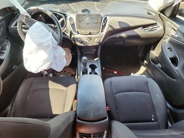 1G1ZD5ST9JF126946 2018 CHEVROLET MALIBU - Image 8