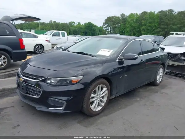 1G1ZD5ST9JF127868 2018 CHEVROLET MALIBU - Image 2