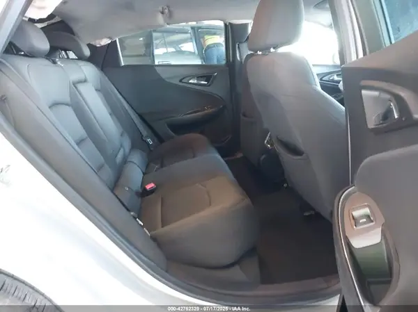 1G1ZD5ST9JF128759 2018 CHEVROLET MALIBU - Image 8