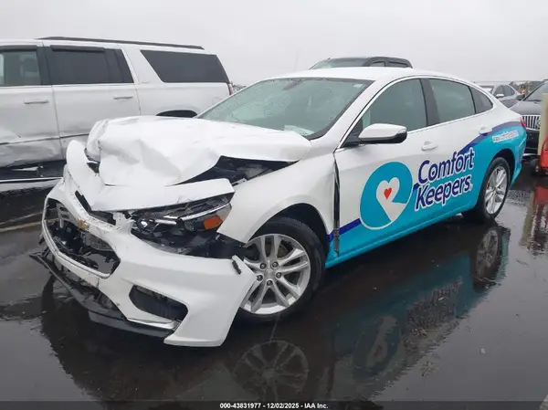 1G1ZD5ST9JF129605 2018 CHEVROLET MALIBU - Image 2