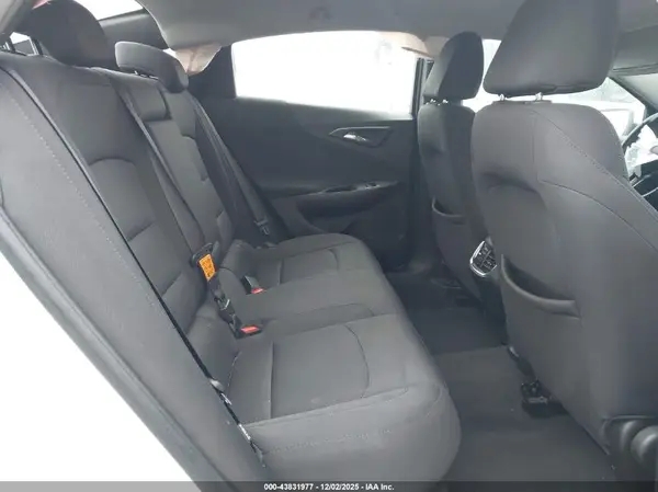 1G1ZD5ST9JF129605 2018 CHEVROLET MALIBU - Image 8