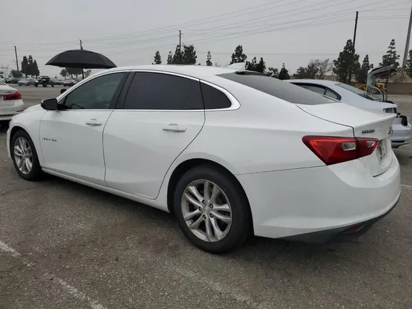 1G1ZD5ST9JF130088 2018 CHEVROLET MALIBU - Image 2