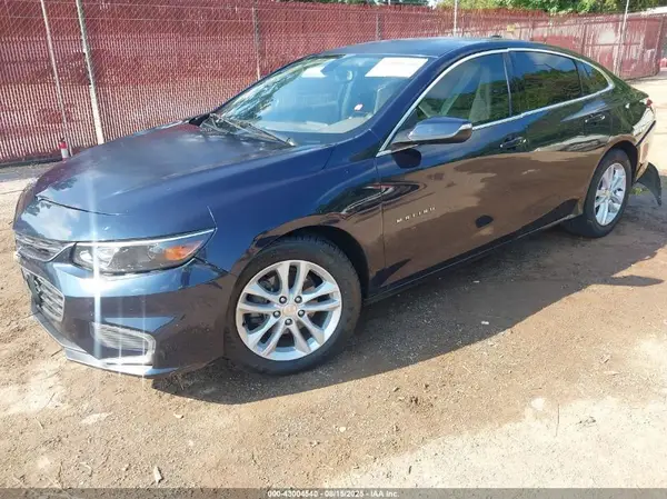 1G1ZD5ST9JF131631 2018 CHEVROLET MALIBU - Image 2