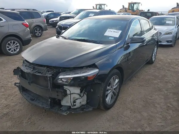 1G1ZD5ST9JF132973 2018 CHEVROLET MALIBU - Image 2