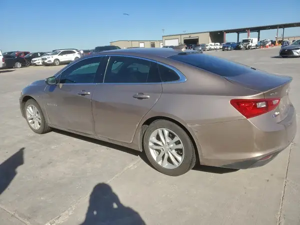 1G1ZD5ST9JF134724 2018 CHEVROLET MALIBU - Image 2