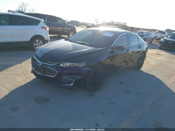 1G1ZD5ST9JF135033 2018 CHEVROLET MALIBU - Image 2