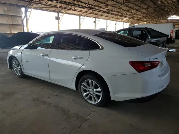 1G1ZD5ST9JF139762 2018 CHEVROLET MALIBU - Image 2