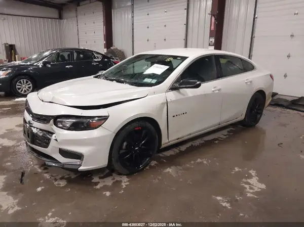1G1ZD5ST9JF141544 2018 CHEVROLET MALIBU - Image 2