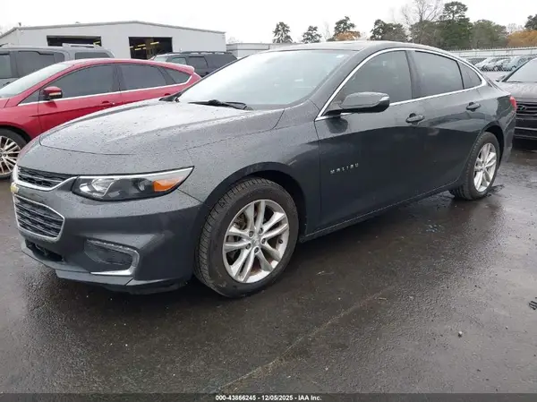 1G1ZD5ST9JF142063 2018 CHEVROLET MALIBU - Image 2