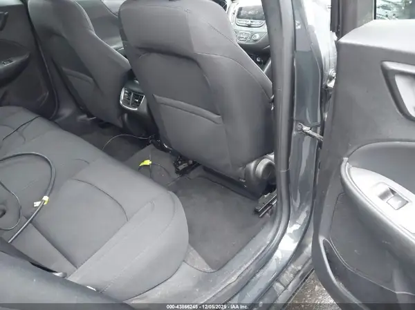1G1ZD5ST9JF142063 2018 CHEVROLET MALIBU - Image 8