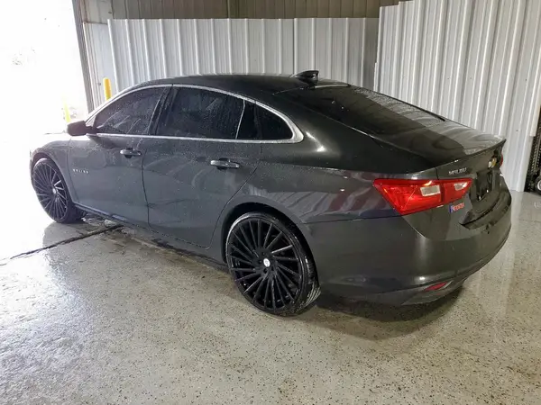 1G1ZD5ST9JF144668 2018 CHEVROLET MALIBU - Image 2