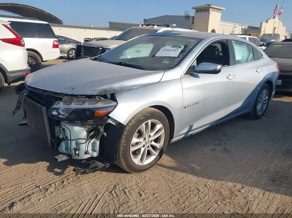 1G1ZD5ST9JF144833 2018 CHEVROLET MALIBU - Image 2