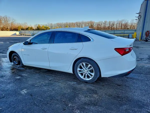 1G1ZD5ST9JF145805 2018 CHEVROLET MALIBU - Image 2