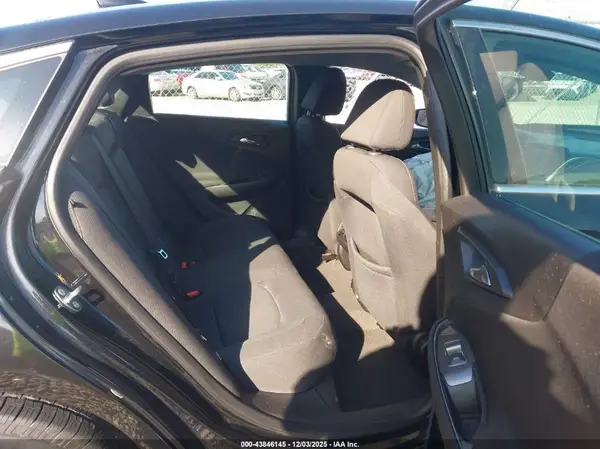 1G1ZD5ST9JF147442 2018 CHEVROLET MALIBU - Image 8