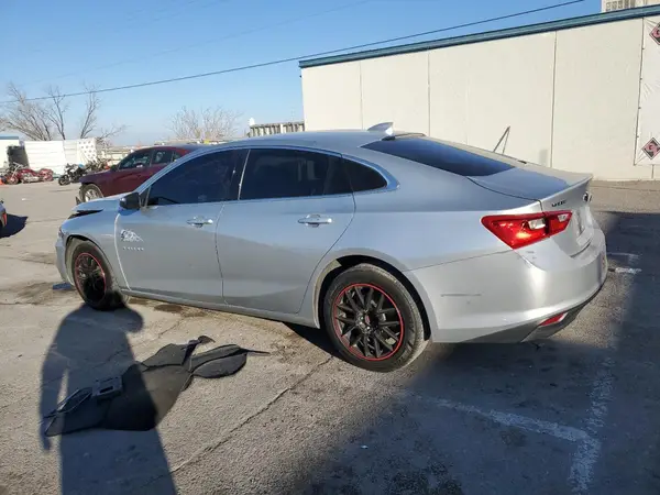 1G1ZD5ST9JF149207 2018 CHEVROLET MALIBU - Image 2