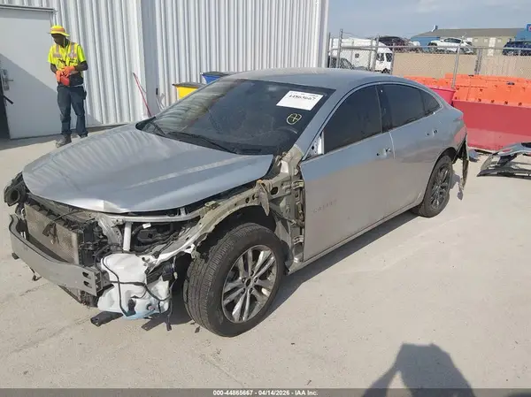 1G1ZD5ST9JF150471 2018 CHEVROLET MALIBU - Image 2