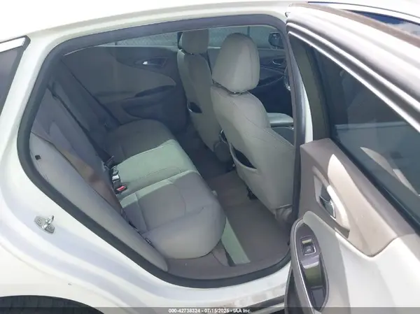 1G1ZD5ST9JF151930 2018 CHEVROLET MALIBU - Image 8