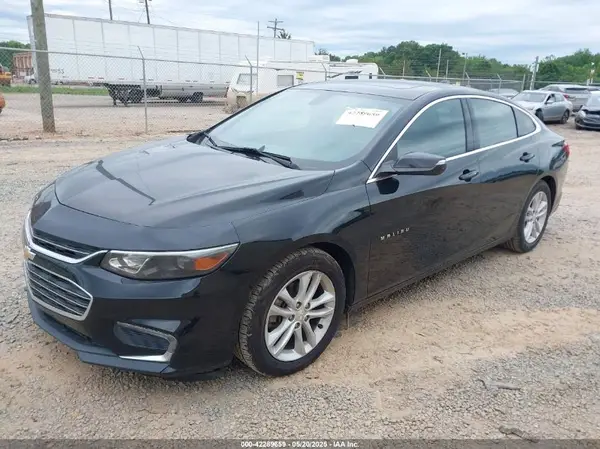 1G1ZD5ST9JF152446 2018 CHEVROLET MALIBU - Image 2
