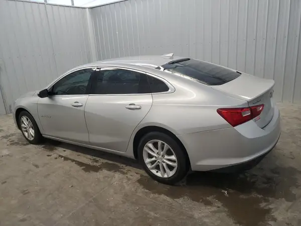 1G1ZD5ST9JF154021 2018 CHEVROLET MALIBU - Image 2
