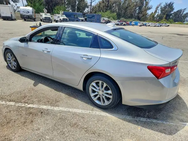 1G1ZD5ST9JF154245 2018 CHEVROLET MALIBU - Image 2